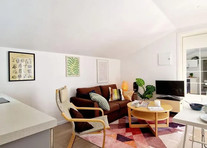 Σπίτι διακοπών Center Terrace In Quiet Backyard - Stylish Μπέργκεν